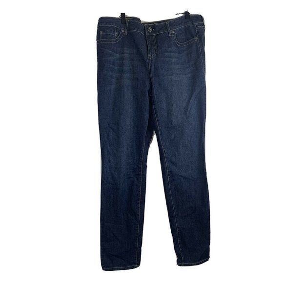 Torrid Womens High Rise Curvy Jeans Sz 18R (37x26. - Picture 1 of 5